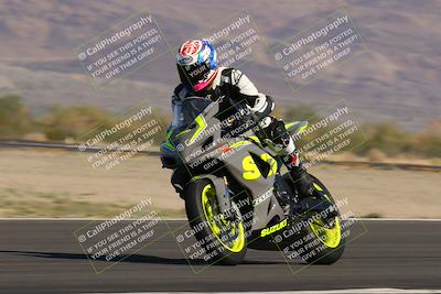 media/Nov-06-2022-SoCal Trackdays (Sun) [[208d2ccc26]]/Turn 14 (930am)/